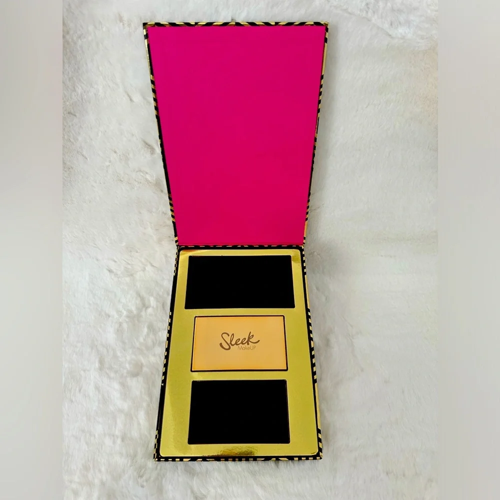 Sleek Eyeshadow, Highlighter & Blush Palette